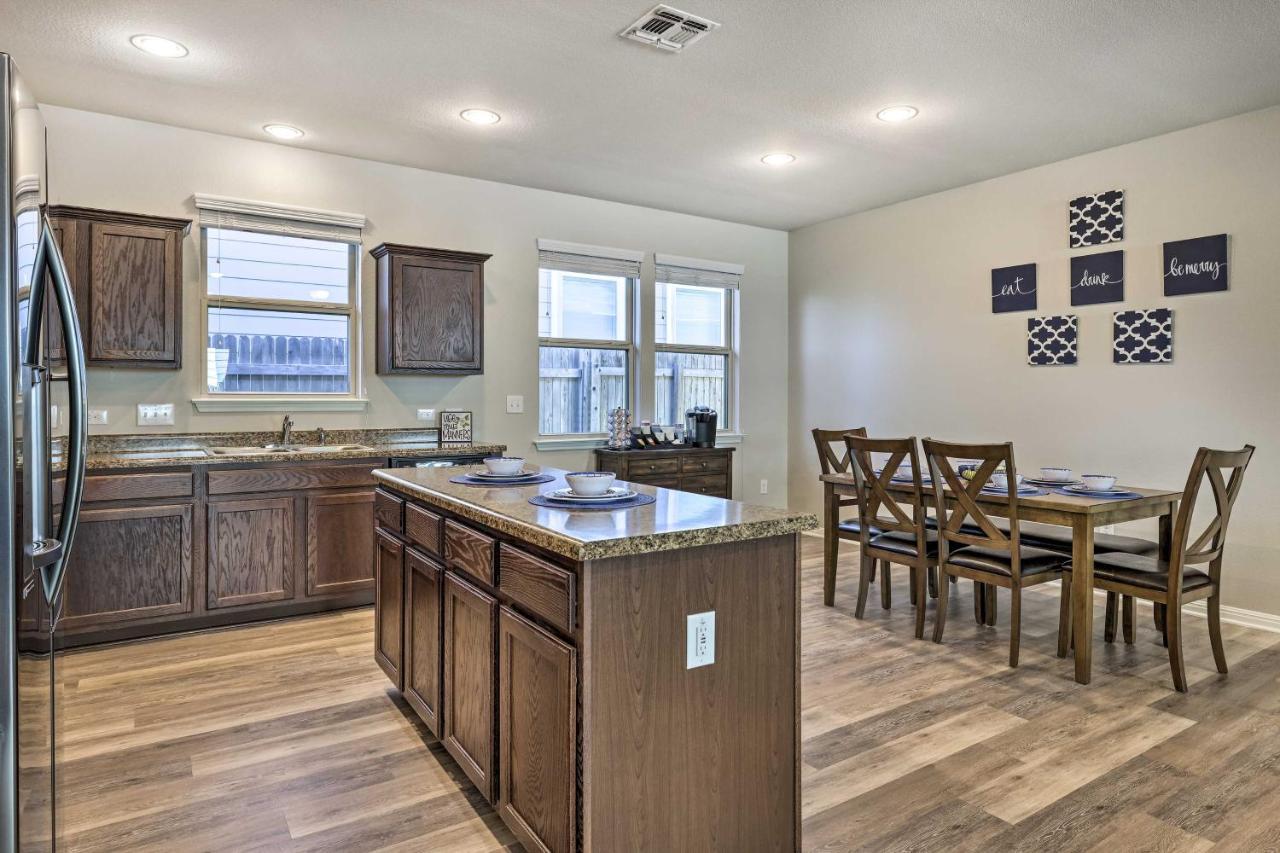 Buda Home With Smart Tv About 19 Mi To Downtown Austin Экстерьер фото